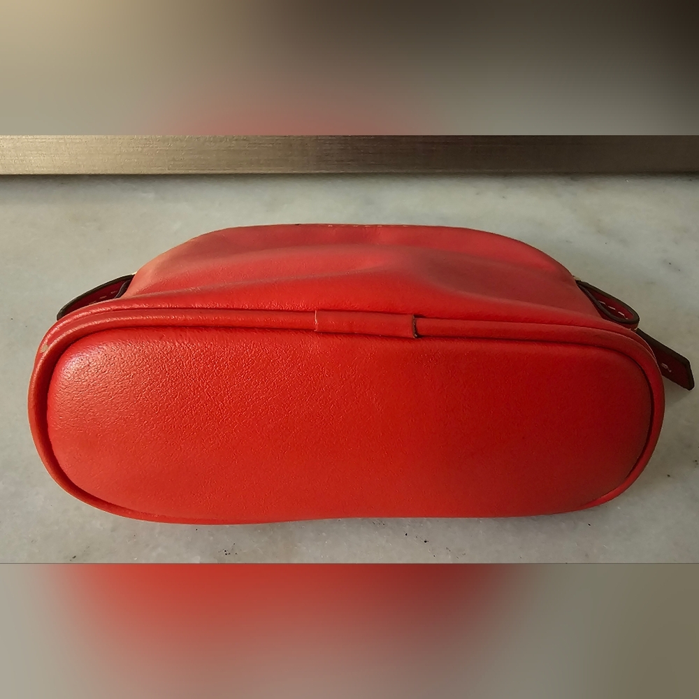 Dooney & Bourke Shoulder Bag & Pouch - Picture 12 of 14